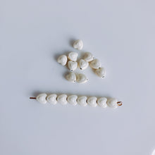 将图片加载到图库查看器，10pcs Colored Straight Hole Hearts -Wholesale DIY Accessories
