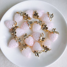 将图片加载到图库查看器，10pcs Summer Fresh Resin Strawberry Set with Pearls - Wholesale DIY Accessories
